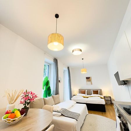 Апарт отель Vienna Hills Living Экстерьер фото